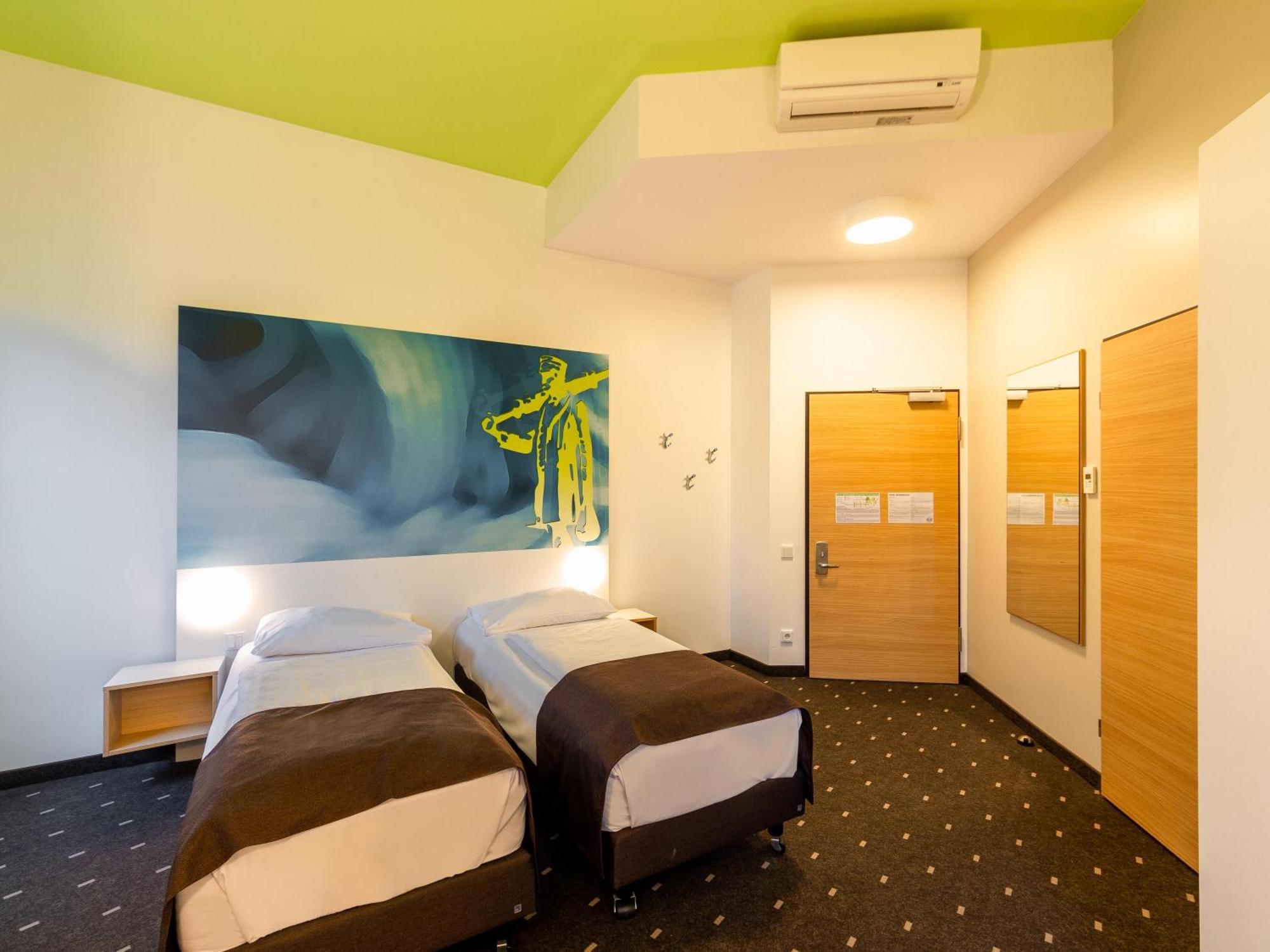 B&B Hotel Krefeld Exterior photo