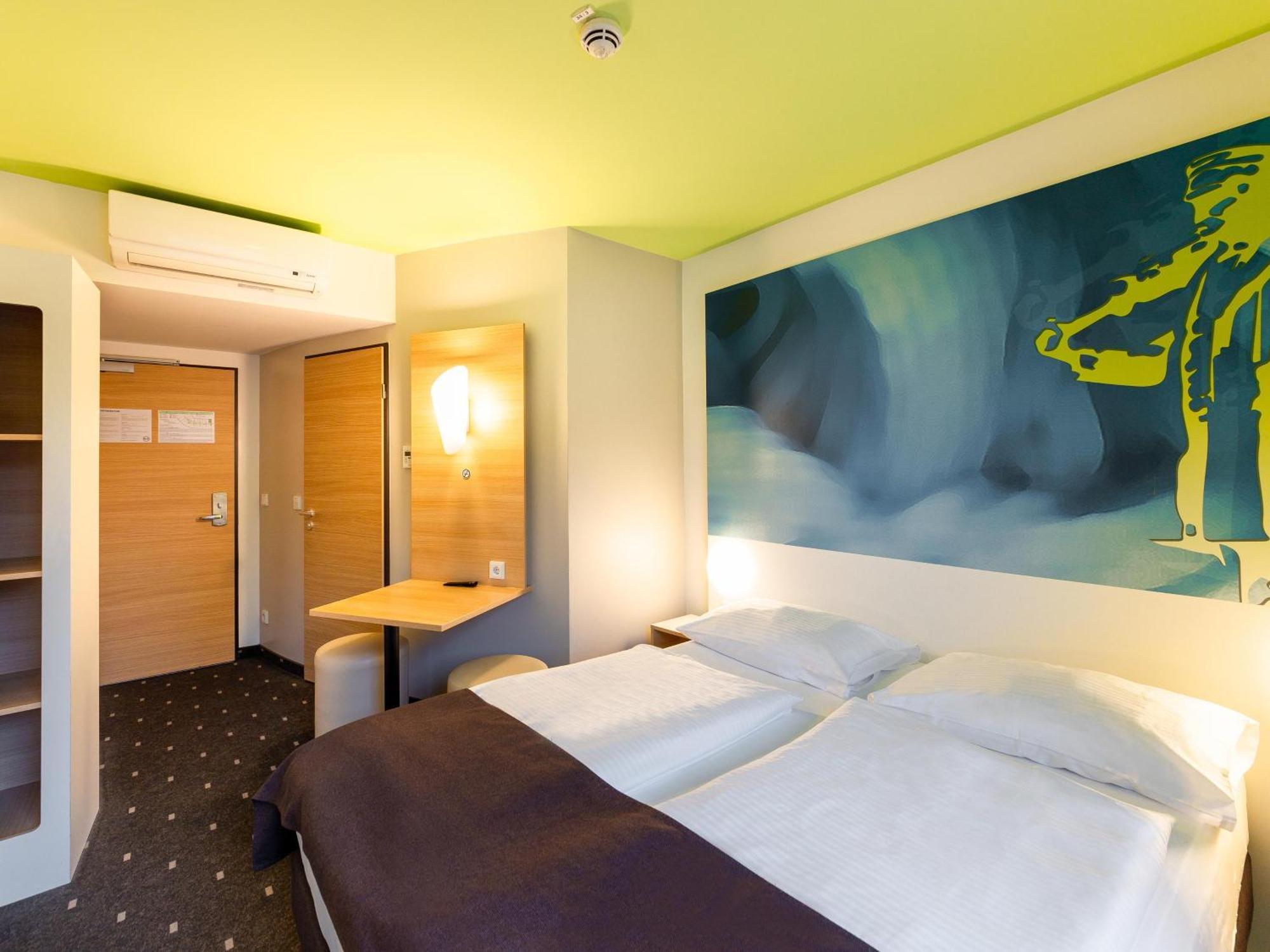B&B Hotel Krefeld Exterior photo
